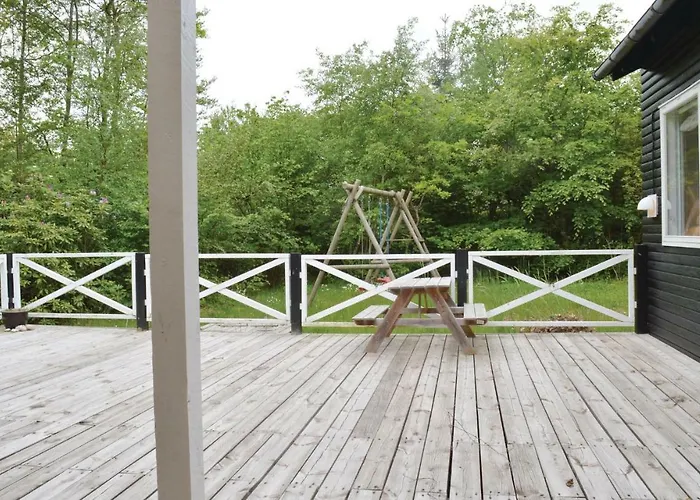 Dom wakacyjny Three-bedroom In Grasted