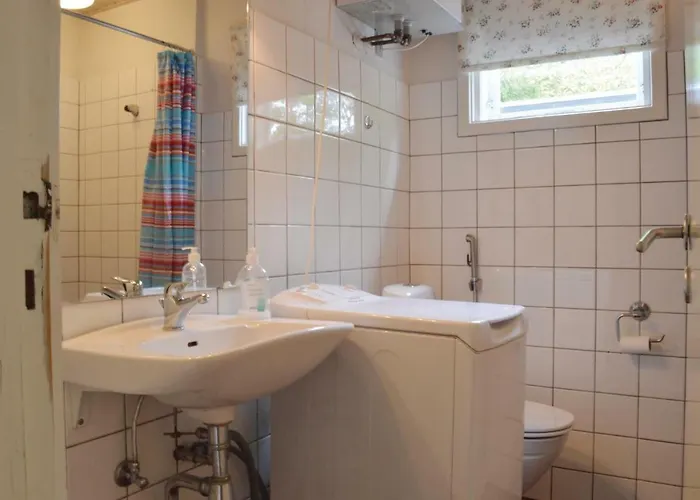 Three-bedroom In Grasted *